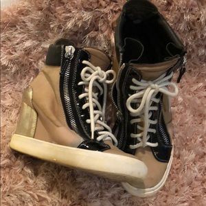 Wedge sneakers